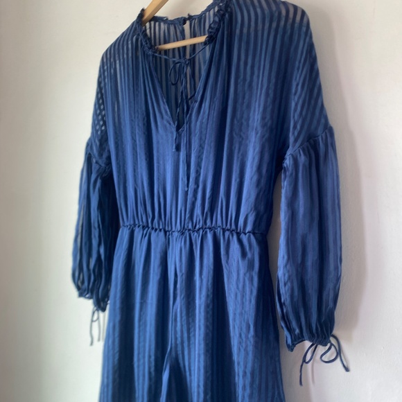Alice + Olivia 6 Callan Stripe Silk Blend Romper - Picture 7 of 14